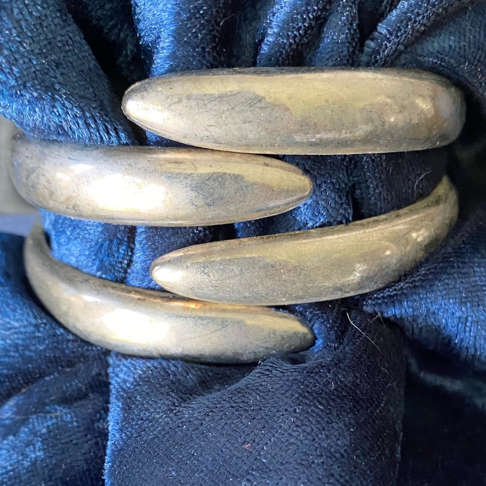 Vintage Silver Metal Spring Cuff Bracelet